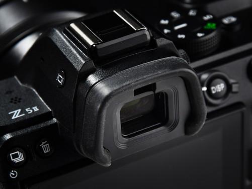 金策略 尼康Z5II电子取景器EVF体验如何